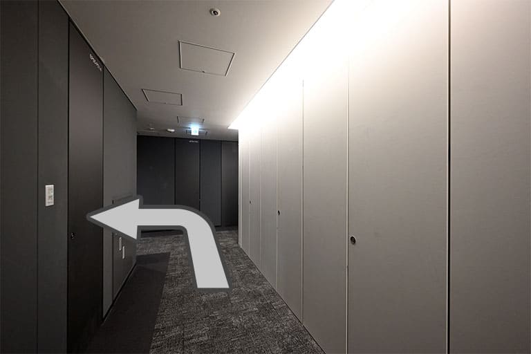 クリニックの入り口4